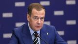 Медведев: Ответом на бред свинобандеровцев может стать превентивный ядерный удар