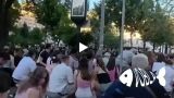 «Нерабы»: протестующие в Киеве опустились на колени