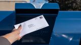 Парламент Молдавии принял голосование по почте, оппозиция его оспорит в суде