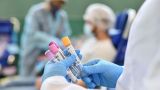 Новый рекорд заражения коронавирусом в России: «омикрон» добрался до 64 регионов