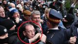 Экс-главу МВД Польши не пустили в сейм, поколотив в потасовке