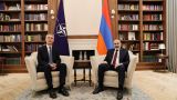 Пашинян в присутствии генсека НАТО пожаловался на отклонëнные Баку предложения