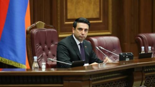 В НС Армении пояснили заявление о «вторжении» России: «Спикер говорил от большинства»