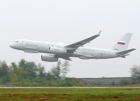 Российский стратегический самолет-разведчик переброшен в Сирию