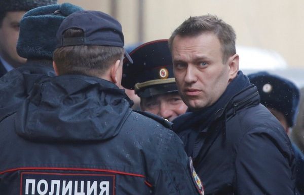 Алексея Навального отпустили из милиции