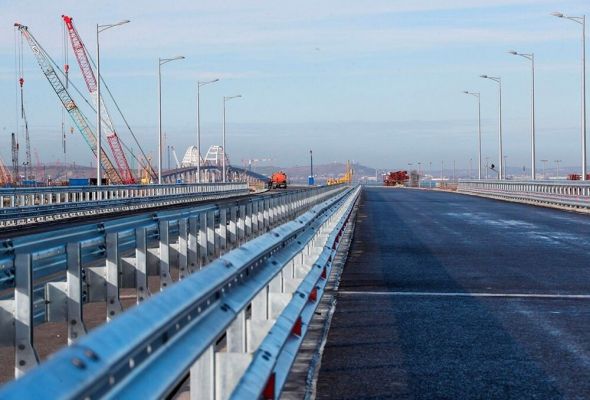 Строительство Керченского моста: Нидерланды уличили в помощи оккупантам Строительство Керченского моста: Нидерланды уличили в помощи оккупантам