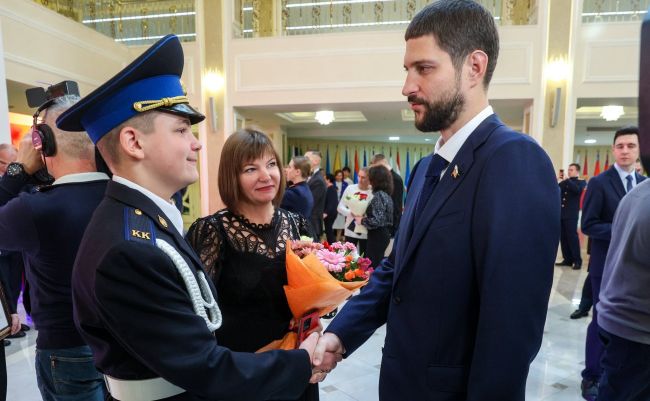 Подросток из ДНР награжден за спасение людей в подожженном доме