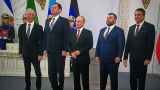 Подписаны договоры о присоединении четырех регионов к России