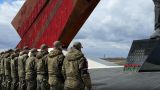 Военные группировки «Север» возложили цветы к мемориальному комплексу «Курская битва»