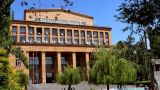 Сотни сотрудников Ереванского госуниверситета лишатся работы