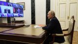 Путин провел оперативное совещание с постоянными членами Совбеза