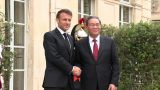 Макрон встретился с премьером Госсовета КНР Ли Цяном