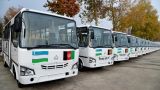 Президент Узбекистана подарил Афганистану 25 автобусов для студентов