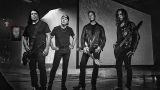 Тысячи немцев обменяли свою кровь на футболки от группы Metallica