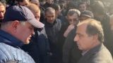 В Абхазии возмущены тем, как оппозиция давит на депутата Галуста Трапизоняна