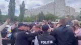 Нельзя против хозяина: в Молдавии полиция разгоняет протест перед приездом Блинкена