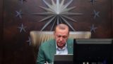 СМИ: Эрдоган уклоняется от мер тотальной блокировки коронавируса в Турции