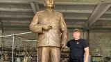 Главный тренер российских борцов установит памятник Сталину в Южной Осетии