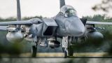 США перебросили в Саудовскую Аравию истребители F-15E