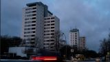 Лопнувшие трубы, плесень и воры: В Берлине опустели целые районы без света и тепла
