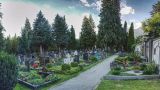 Еще два года назад такого не было: в Австрии орудует банда, которая вскрывает могилы