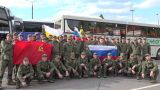 Самолет с освобожденными из украинского плена военнослужащими сел в Подмосковье