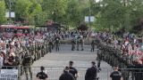 Тысячи граждан Сербии устроили стихийный митинг в поддержку правящей партии