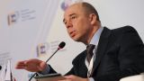 Минфин России настаивает на девальвации рубля на 10%