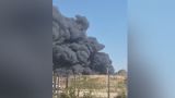 Во Франции горит большой склад с химикатами