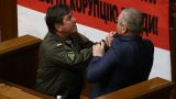 Заседание Рады вынужденно закрыли из-за драки депутатов за русский язык