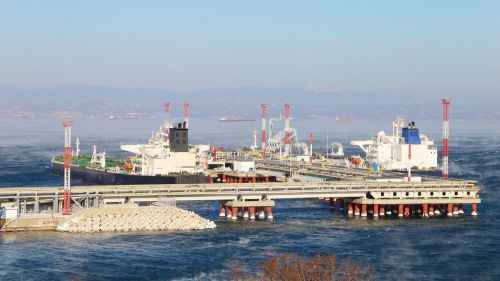 Russian oil rushed abroad