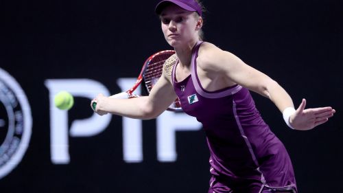 Теннисистка Рыбакина отказалась фотографироваться с главой WTA