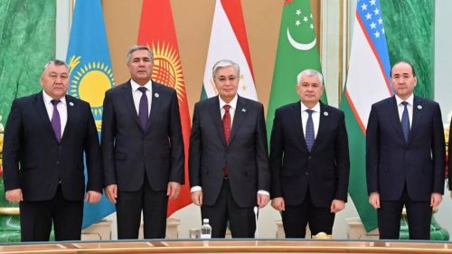 Зачем МИД «заваливал баев» деньгами, если США усилили влияние в подбрюшье России?