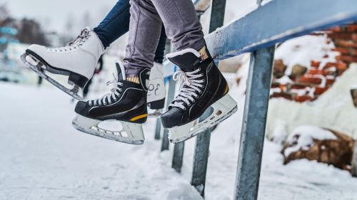 Skaters from Georgia and the Czech Republic removed flags when they were photographed with Russians