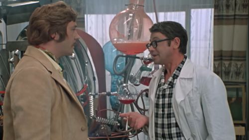 Перевешивает всё: На Украине в новогоднюю ночь будут смотреть комедии Гайдая