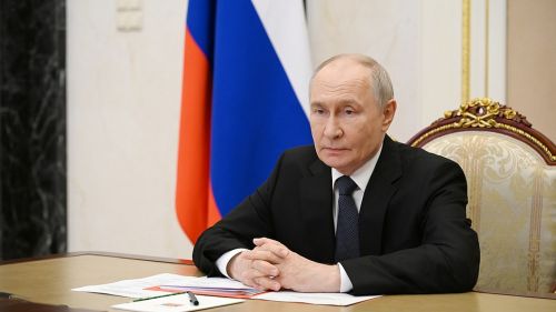 Рейтинги Владимира Путина среди россиян снизились — опрос ФОМ