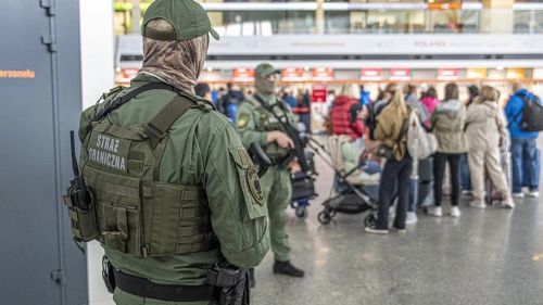 A Ukrainian woman with a bomb was removed from a flight at Warsaw airport