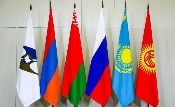 Армения сослалась на консенсус: Азербайджан в ЕАЭС за статусом не обращался