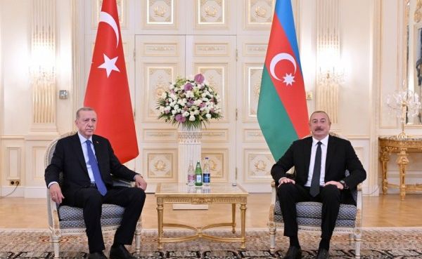 Эрдоган направил из Баку «консульский посыл»: Турция ответит Ирану в Карабахе