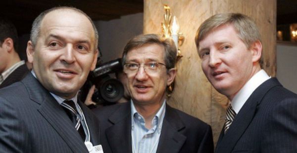 Украинские олигархи решили предложить свою программу выхода из кризиса