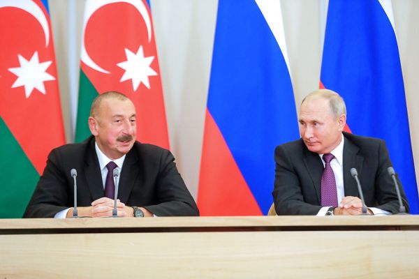 Путин и Алиев обсудили налаживание экономических связей в Закавказье 1 159cdf788ae62c67c2d5beda1be40 Путин и Алиев обсудили налаживание экономических связей в Закавказье