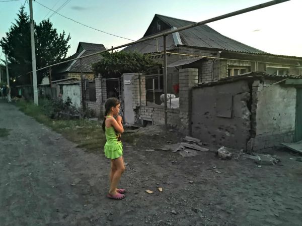 Жители Донбасса: «Владимир Владимирович, введите, наконец, войска!»