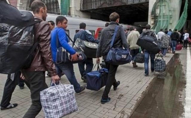 Статистика: из Литвы уезжают литовцы и приезжают украинцы