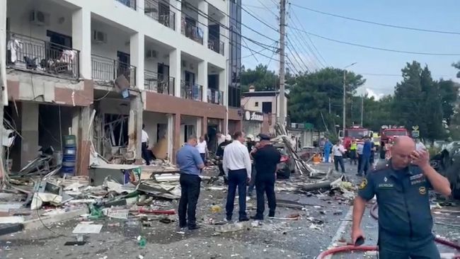 В Геленджике взорвалась гостиница, погибли два человека