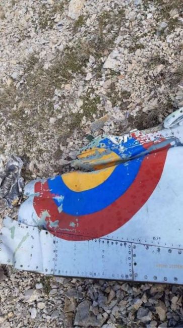 Ереван обнародовал фотографии обломков сбитого Су-25 ВВС Армении